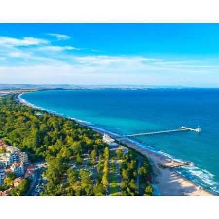 Luxury Apartment On The First Line To The Sea Burgas Luaran gambar